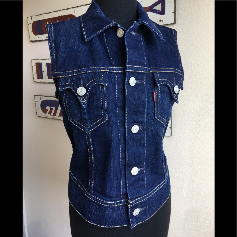 Levi’s Denim Vest Medium